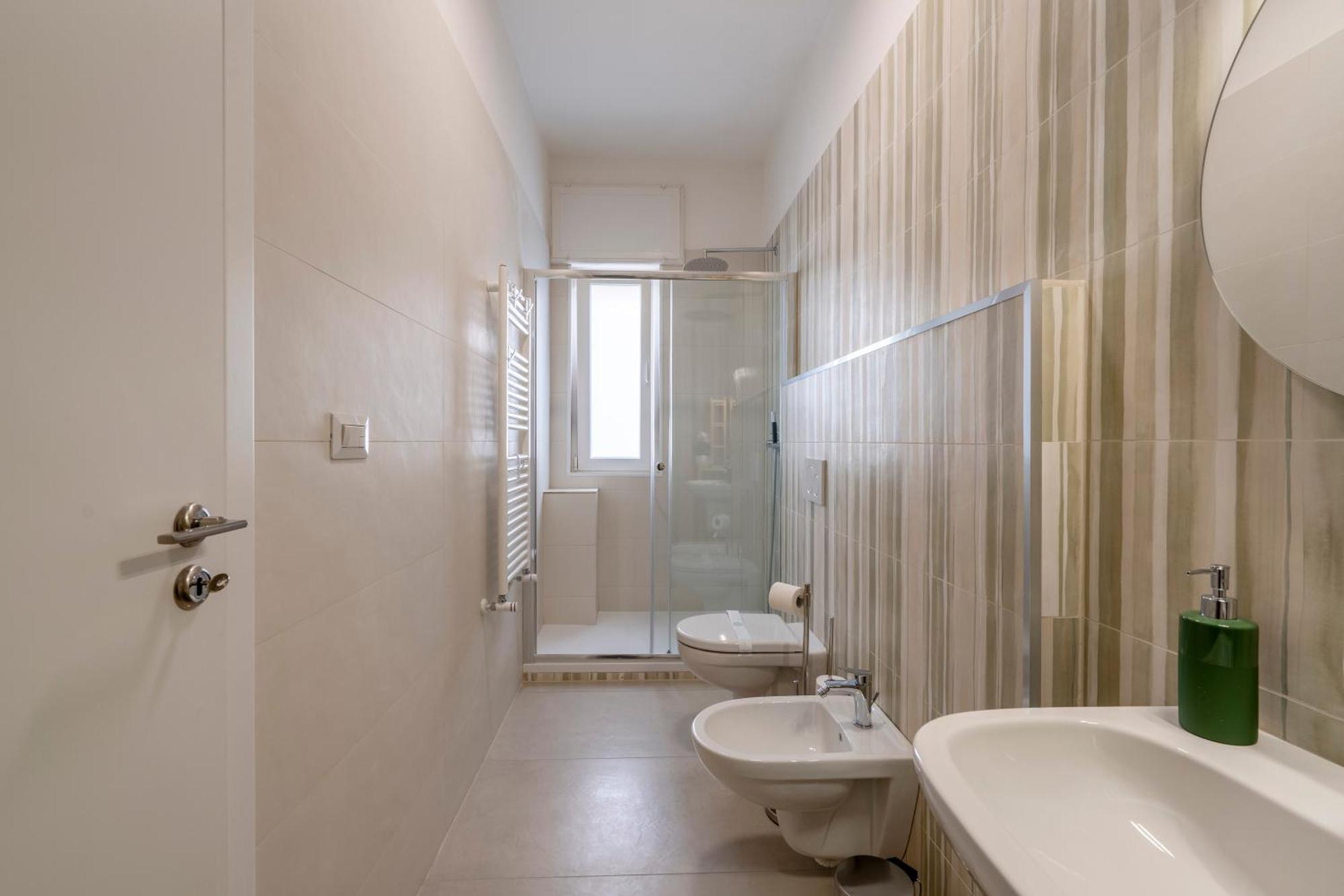 Miki'S Home - Central Rooms Bari Ngoại thất bức ảnh